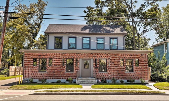 Red Bank House | Updated Downtown Red Bank Home 5 Mi to Beach!