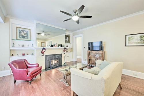 Sheboygan House | Updated Sheboygan Home with Porch Less Than 1 Mi to Beach