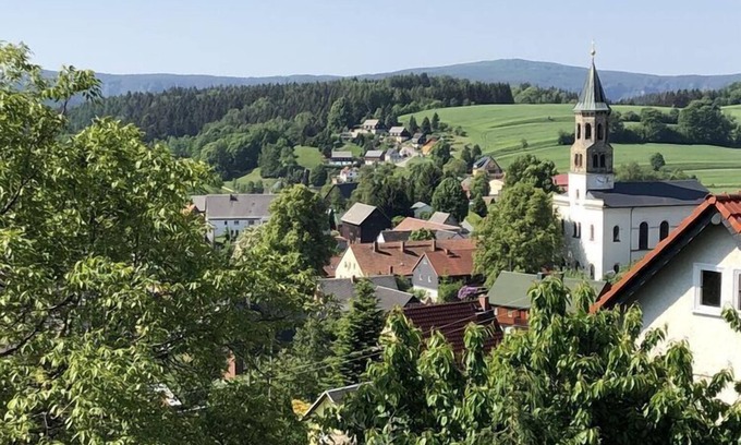 Saupsdorf Apartment | Upper floor - Holidays on the Wachberg