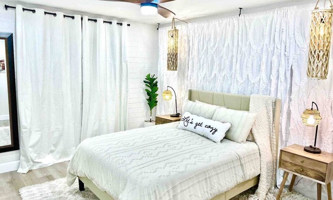 Southwest Village Apartment | Upscale BOHO DOWNTOWN OLD TOWN SCOTTSDALE Condo