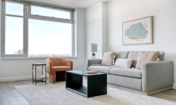 Cambridgeport Apartment | Upscale Cambridge 1BR w/Gym & W/D, walk to Harvard Bridge, by Blueground