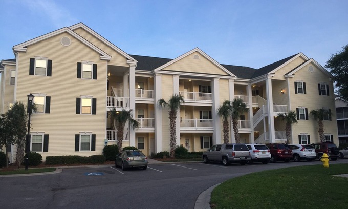 North Myrtle Beach Condo | Upscale Condo,Ask About Our Golf Cart,Kid Friendly, Pack-n-Play,HighChair