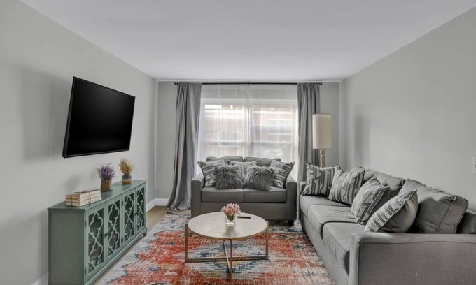 Lakewood Apartment | Upscale suite in Lakewood