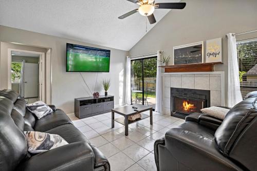 North Star House | Urban Pad - 6 min to The Domain, 8 min Q2