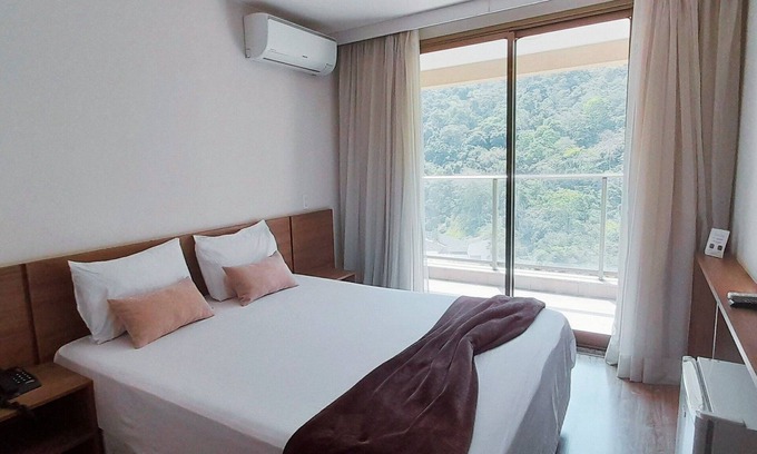 Vargem Pequena Apartment | "Urban Retreat with Mountain View and Balcony"