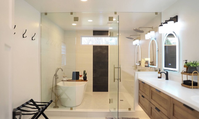 Sugarcreek House | Urban Serenity ~ Cozy 1 bedroom home for 2 in downtown Sugarcreek!