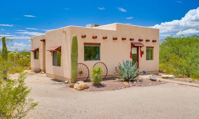 Tanque Verde House | 139 m² House ∙ 2 bedrooms ∙ 4 guests