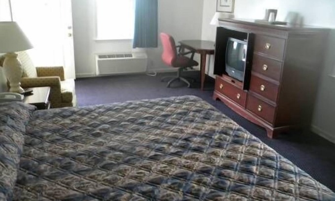 Morgantown Hotel | USA Inn and Suites Morgantown