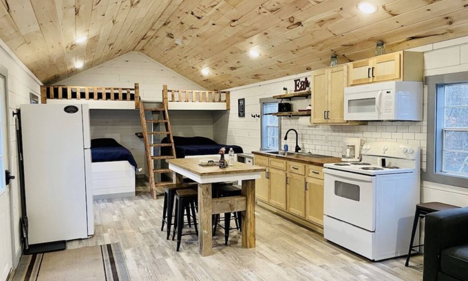 Winona Cabin | UTV/ATV PARADISE! A/C and heat