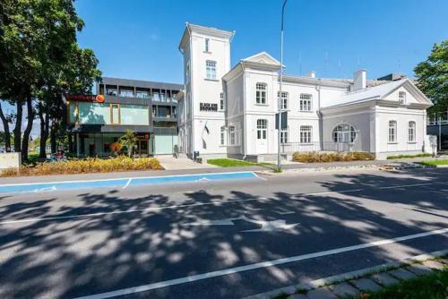 Parnu Apartment | UUS Luksuslik korter villas,konditsioneer! Tasuta parkimine maja aluses kinnises parklas!