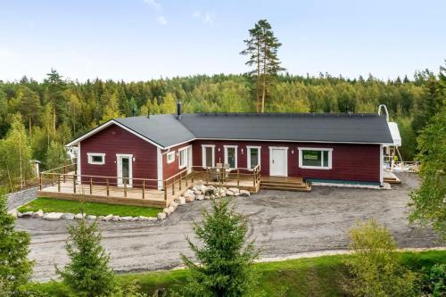 Lahti House | Uusi huvila Lahdessa