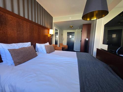 Gamla Staden-Nya Staden Hotel | Vänerport Stadshotell i Mariestad