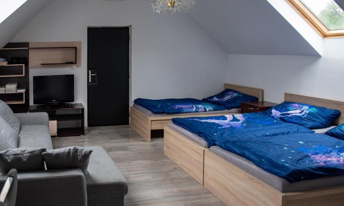 Lysa nad Labem Apartment | V sadu