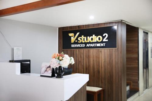 Trung Hoa Nhan Chinh Apartment | V-Studio Apartment 2