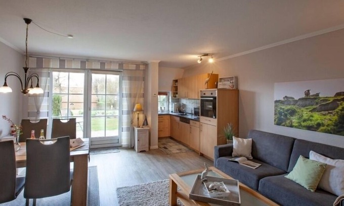 Busumer Deichhausen Apartment | Vacation apartment/apartment for 3 guests with 45m² in Büsumer Deichhausen (127555)