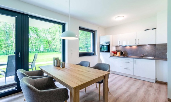 Krakow am See Apartment | Vacation apartment with terrace on Lake Krakow