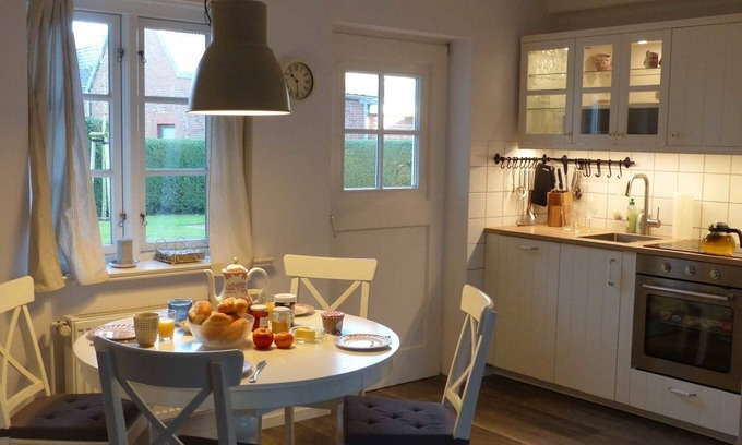 Alkersum Apartment | Vacation apartment/apartment for 2 guests with 50m² in Alkersum (109484)