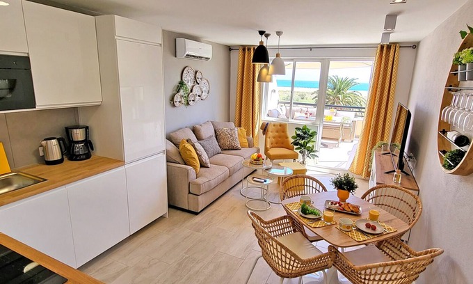 Morro Jable Apartment | Vacation apartment Sol, sea view, air conditioning, WiFi, pool, close to the beach, Morro Jable