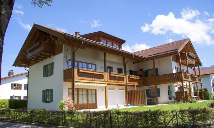 Waltenhofen Condo | Vacation apartment Forggensee - Modern apartment with top location directly on the lake