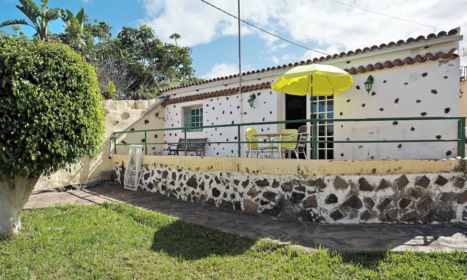 Buenavista del Norte House | Vacation Home 'El Cardon A1' with Sea View, Private Terrace and Wi-Fi