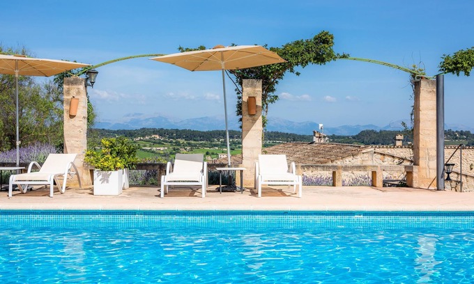 Lloret de Vistalegre House | Vacation Home "Sa Rota den Palerm 1" with Mountain View, Pool, Wi-Fi, Garden & Terrace