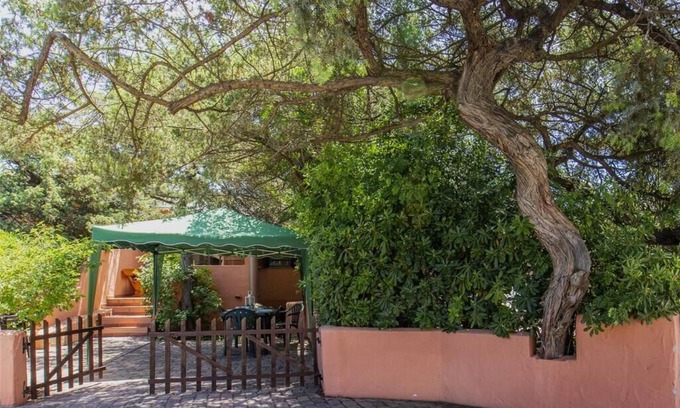 Northern Sardinia Cabin | Vacation home 5 minutes from the beach!