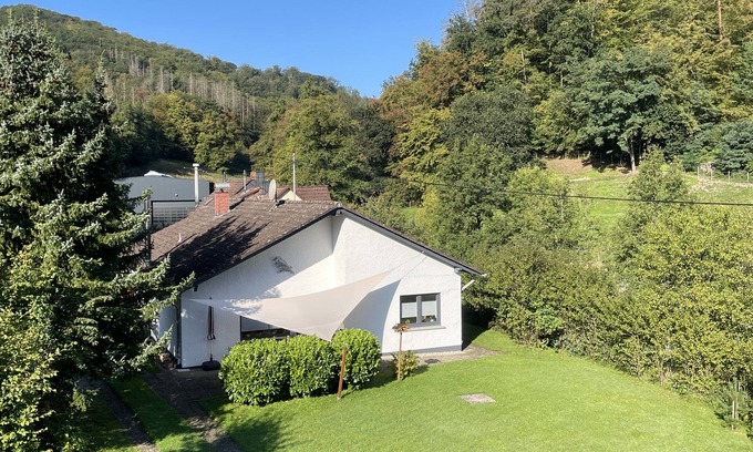 Gackenbach House | Vacation home Buchfink 118sqm near Koblenz & Montabaur