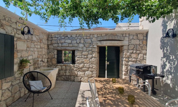 Opuzen House | Vacation home in the Neretva delta, 10 minutes from the Adriatic Sea