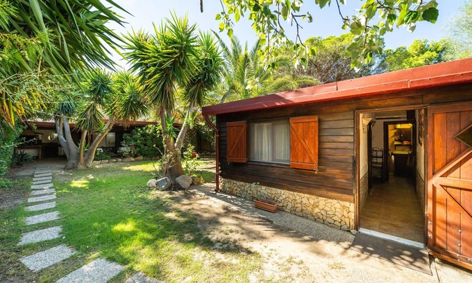 Quartu Sant'Elena House | Vacation Home "Rita" with Private Terrace & Private Garden