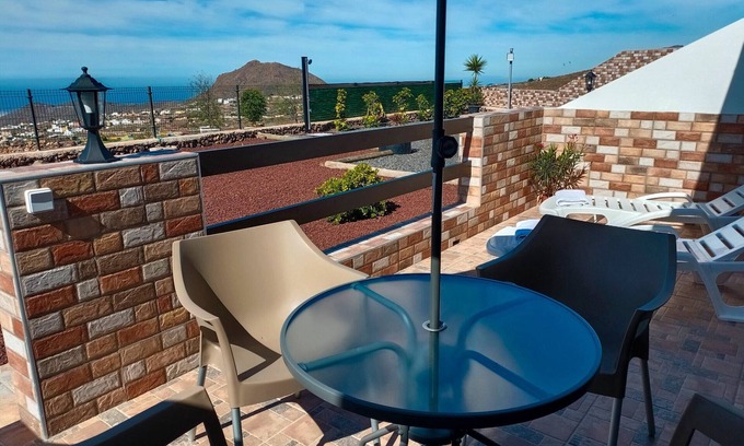 San Miguel de Abona Apartment | Vacation 'La Sabina De Manuel1' with Sea View, Private Terrace and Wi-Fi