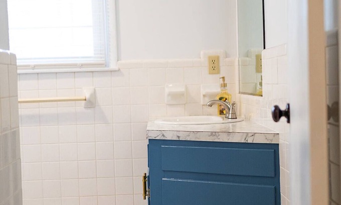 Stokes House | Vaden’s R&R Sweet charming country house to relax in with family and friends!