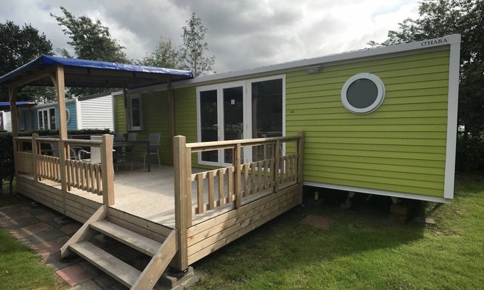 Suameer House | Vakantiepark Bergumermeer 8