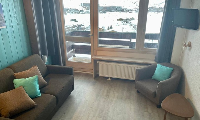 Val Claret Apartment | VAL CLARET, 27m2, 4 pers, quiet, close to the slopes, lake view, classification *