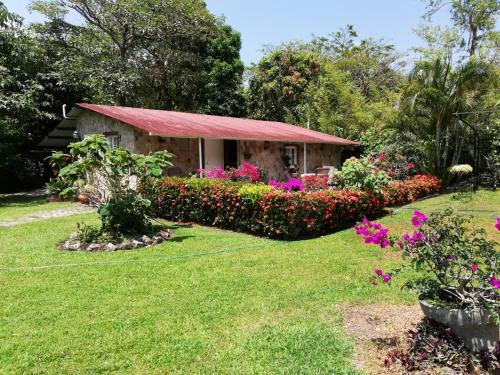 El Valle de Anton Cabin | Valle Paradise