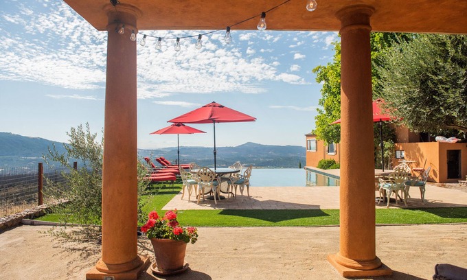Glen Ellen Villa | Valley of the Moon Getaway