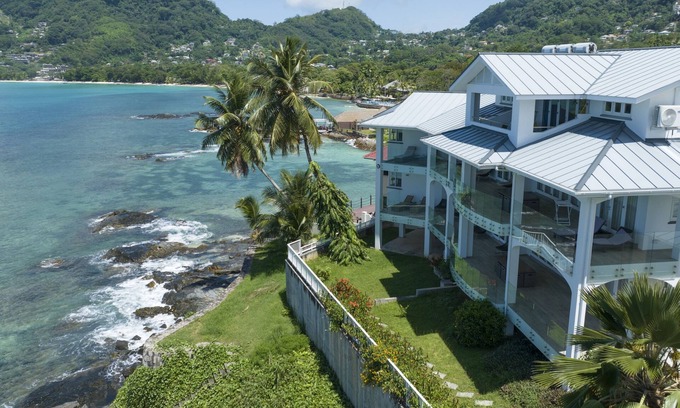 Bel Ombre Apartment | VallonEnd Beach Front Villa