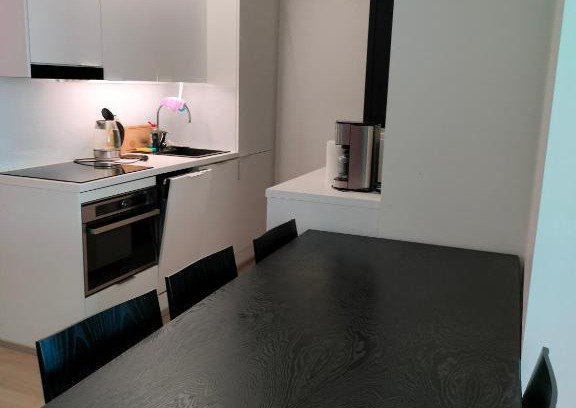 Etela-Kaarela Apartment | Valoisa ja kodikas asunto