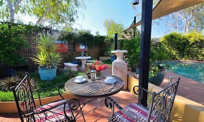 Braitling Apartment | Vatu Sanctuary - The Kingfisher (2 bedroom with direct access to the pool)