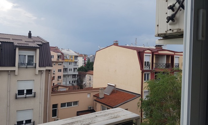 Centar Apartment | Veki,s house is a 30 m2 studio located in the center of Skopje.
