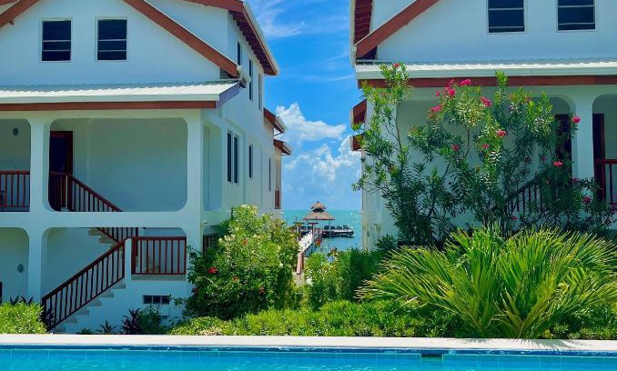 Caye Caulker House | VeLento Partial Ocean View #8