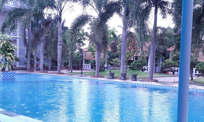Xuyen Moc Hotel | Ven Song Riverside Hotel