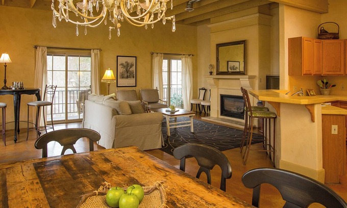 Murphys Condo | Veranda: A Charming Murphys Experience