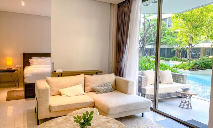 Khao Takiab Apartment | Veranda pool access 2BR family Huahin