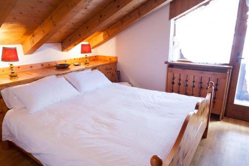 Cortina d'Ampezzo Apartment | Verocai Views by WelcHome