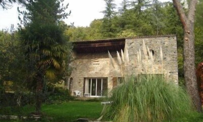Vallon-Pont-d'Arc House | Very comfortable vacation home in a 3000 m2 park VALLON PONT D'ARC