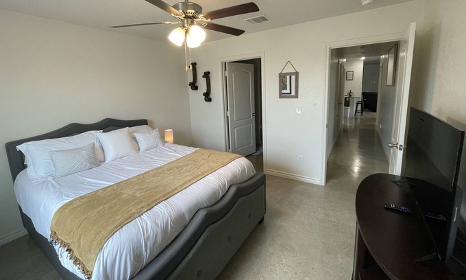 Killeen House | Very Open 3 Bedroom 2 Bath