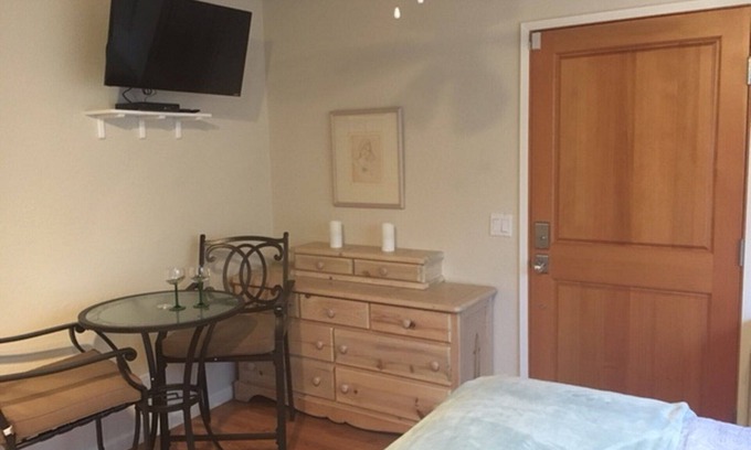 Encinitas House | Very quiet and peaceful room with private entrance and private bath