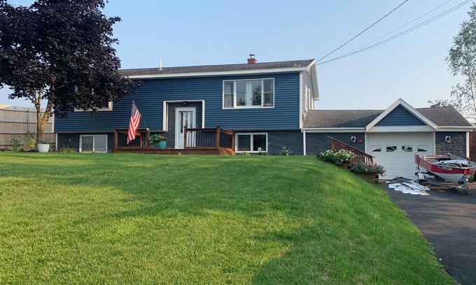 Presque Isle House | Veteran Owned, charming 4-bedroom house with WiFi, AC in lovely Presque Isle