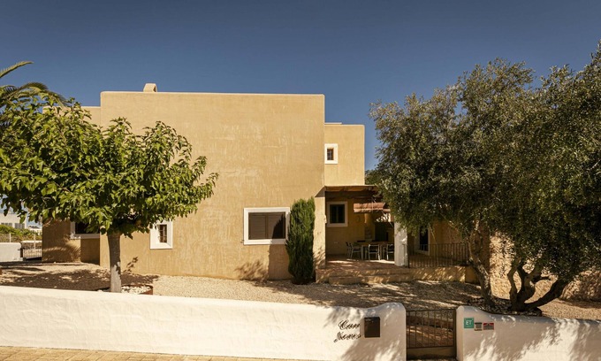 Sant Francesc Xavier Villa | Villa with terrace and BBQ equipped with all amenities
