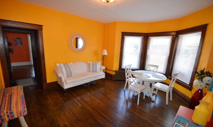 Bedford Apartment | Vibrant Flat in Downtown Bedford. Walk to amenities!